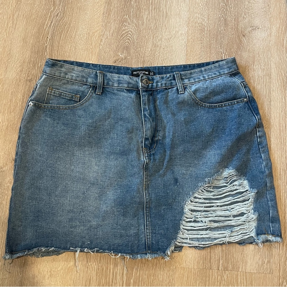 Pretty Little Thing - Denim Skirt